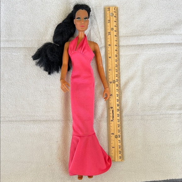 Vintage Mego Corp. 1975 Cher Doll - Picture 12 of 12